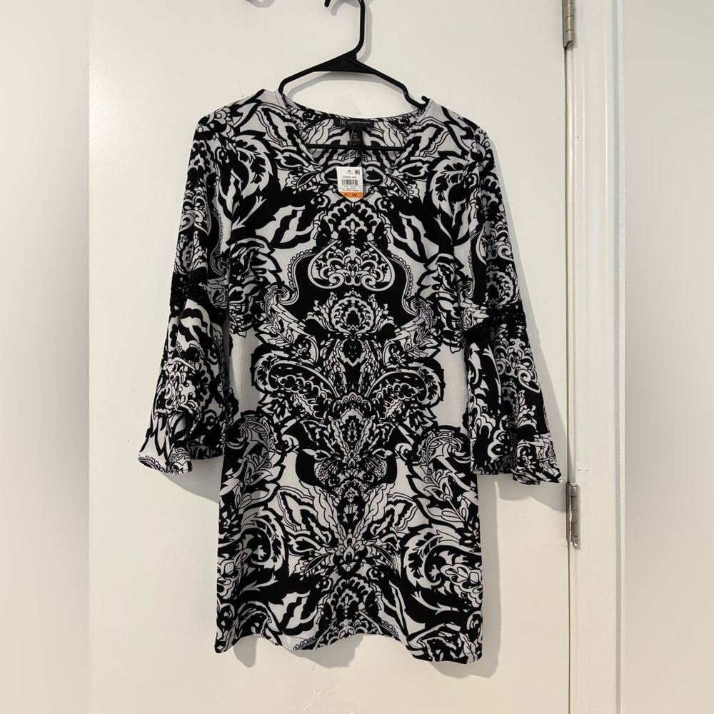 INC International Concepts Black and White Sheath Dress with 3/4 Bell Sleeves